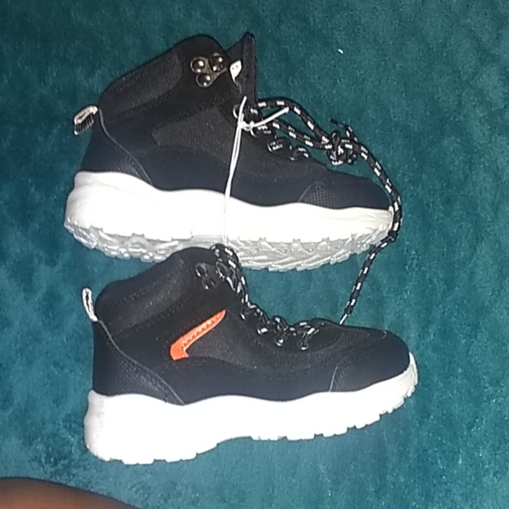 Kids sneakers size nine brand new and adorable